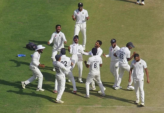 Read more about the article Kerala Reaches Maiden Ranji Trophy Final After Dramatic Win Over Gujarat